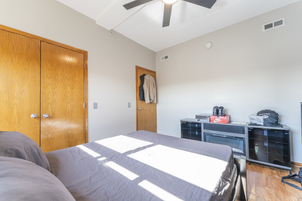 2805 N 75th Court - Photo 13