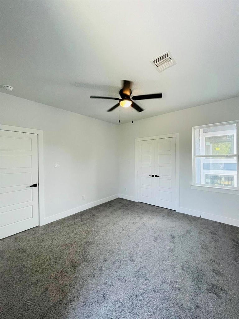 7931 Fowlie Street - Photo 12