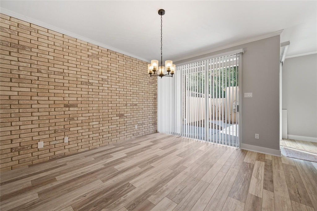 2113 Lake Village Drive - Photo 3