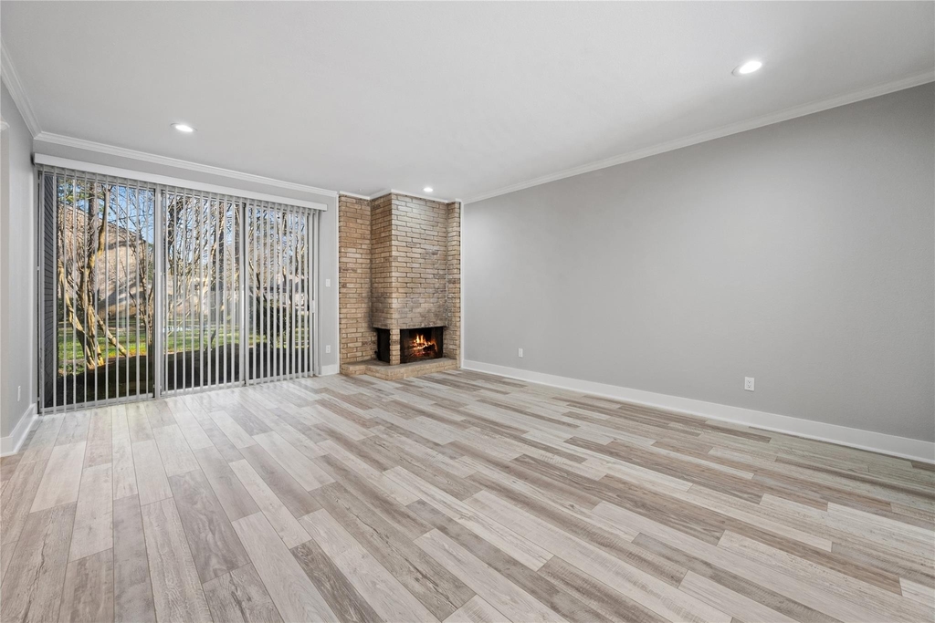 2113 Lake Village Drive - Photo 13
