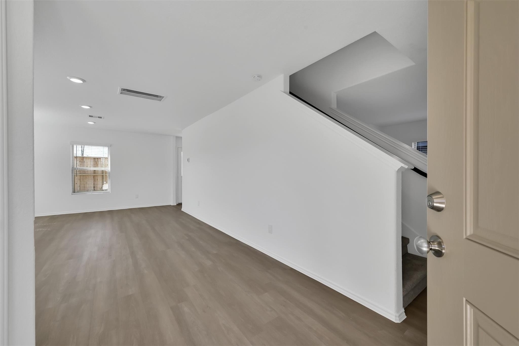 1714 Campos Court - Photo 2