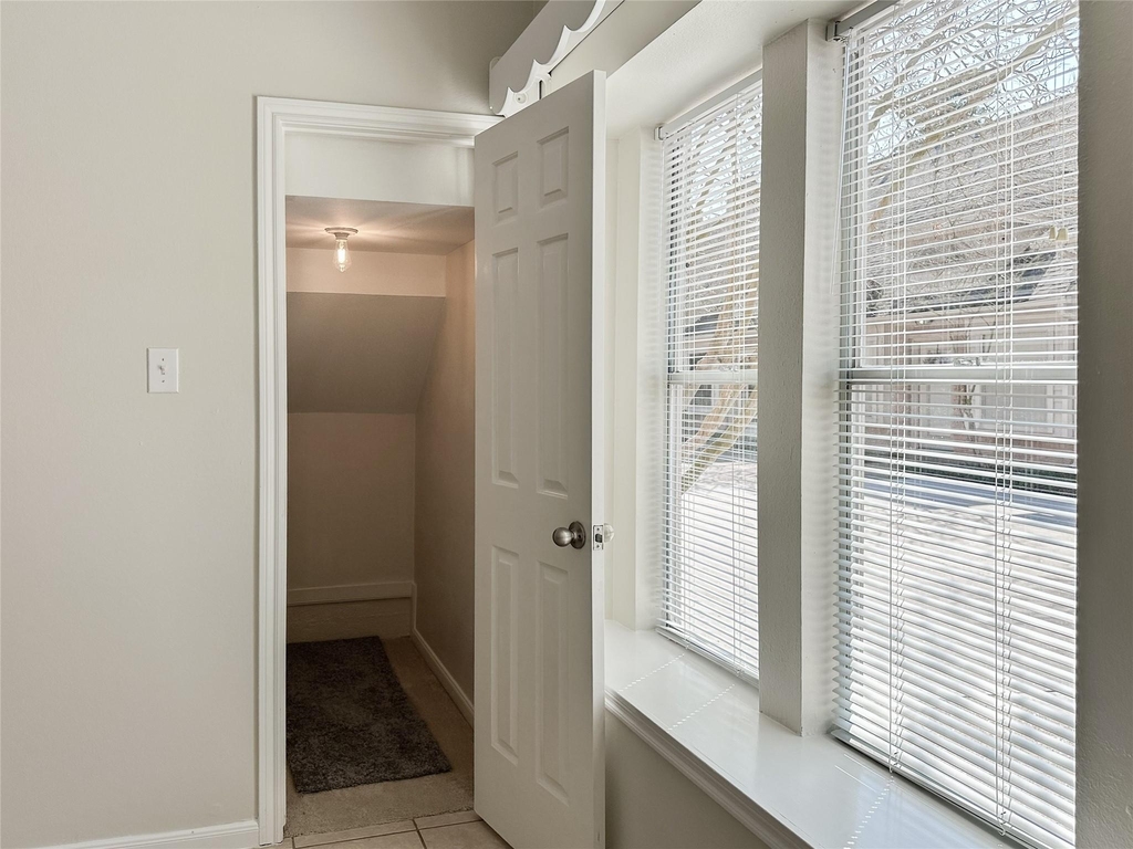 5515 Strack Road - Photo 28