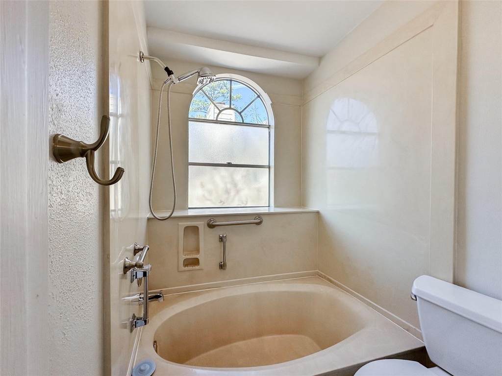 5515 Strack Road - Photo 24