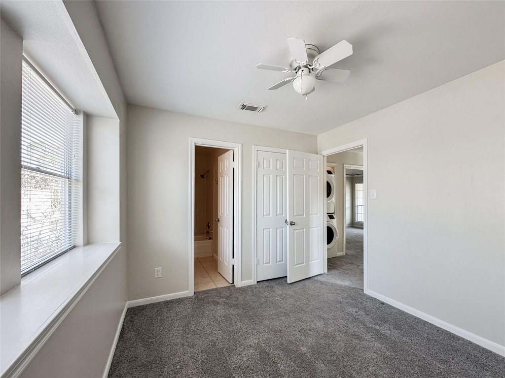 5515 Strack Road - Photo 17