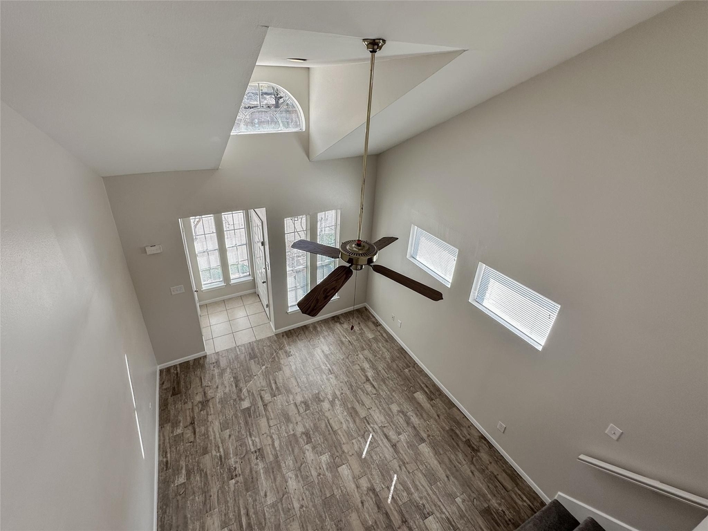 5515 Strack Road - Photo 8