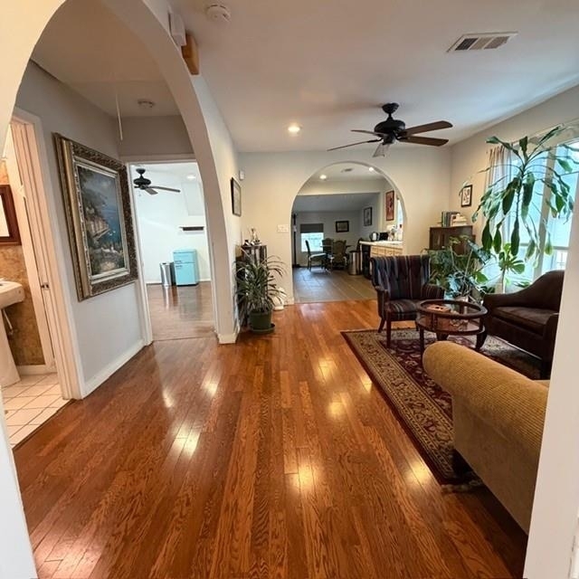 520 W 14th Street - Photo 5