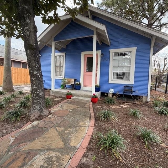 520 W 14th Street - Photo 16