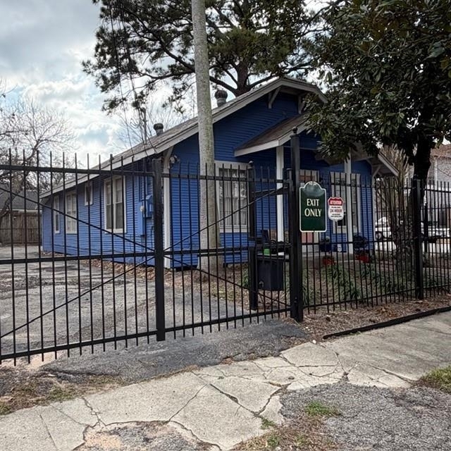 520 W 14th Street - Photo 10