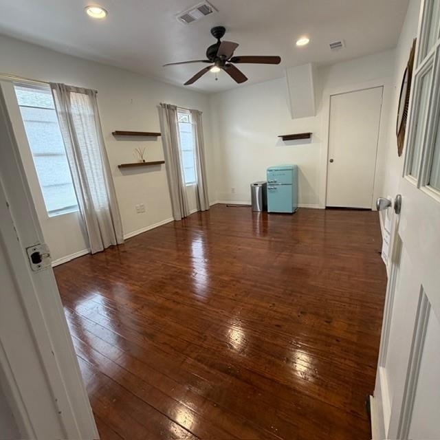 520 W 14th Street - Photo 8