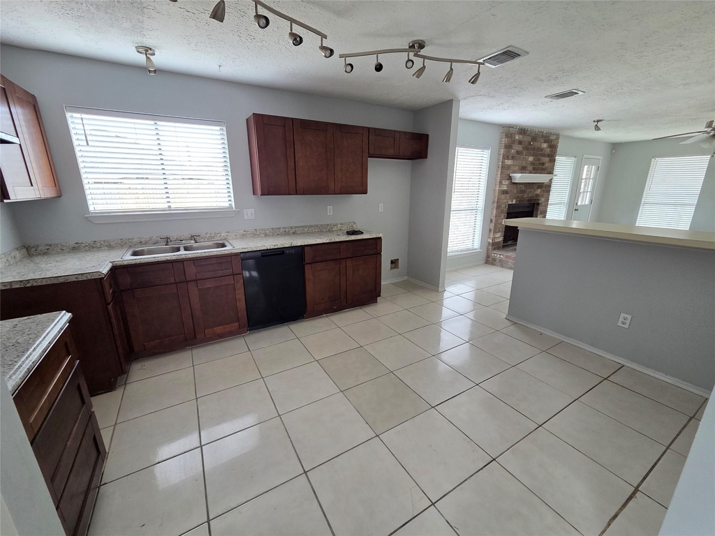 1454 Plumwood Drive - Photo 9