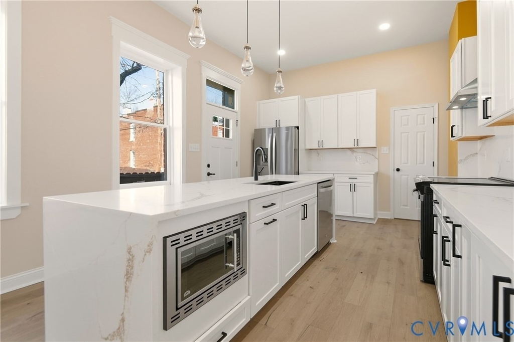 316 W Clay St - Photo 24