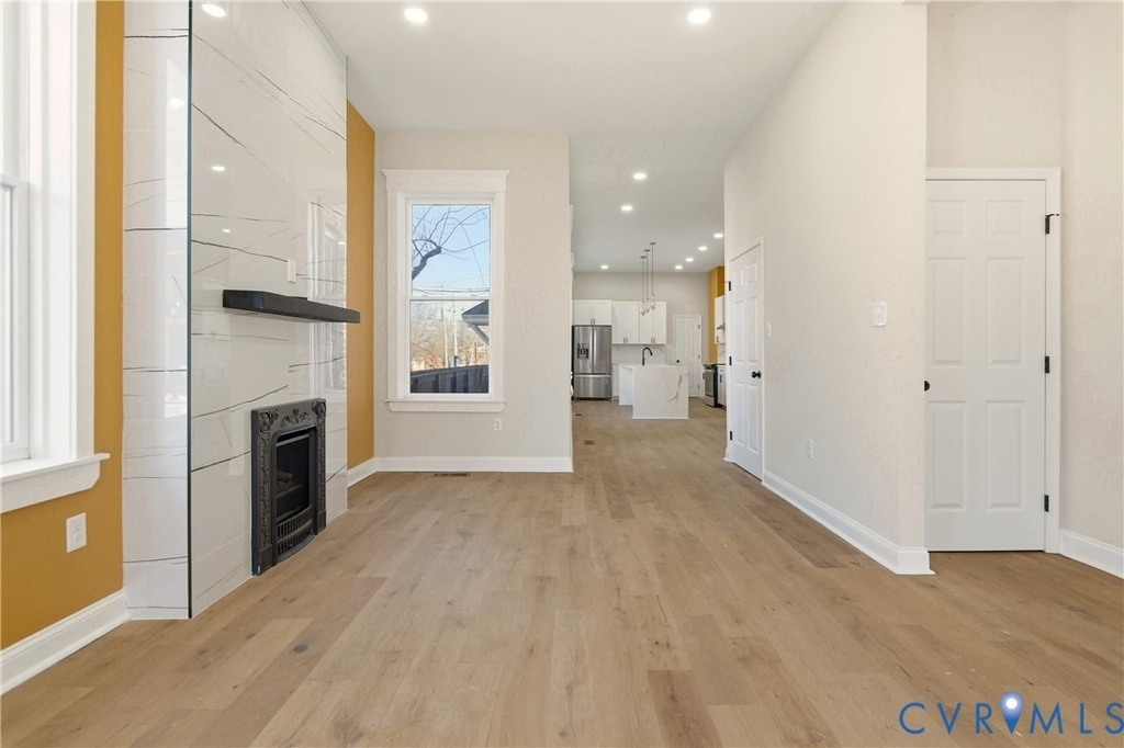 316 W Clay St - Photo 13