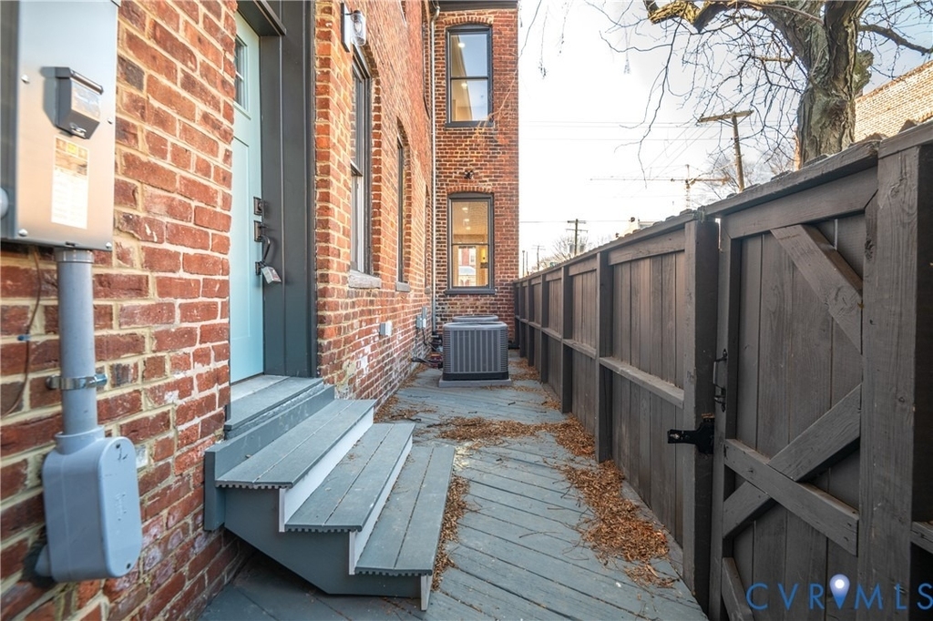 316 W Clay St - Photo 49