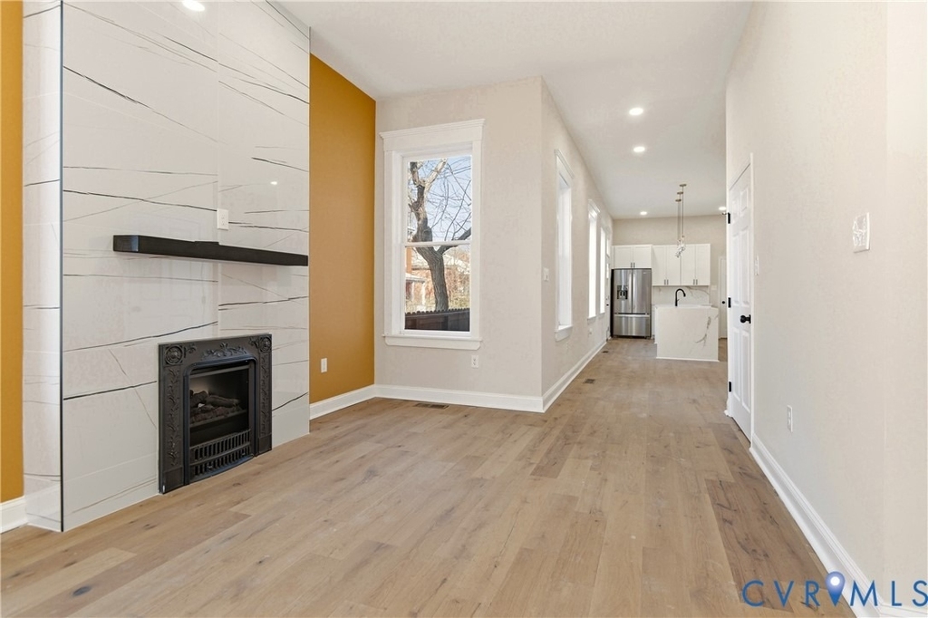 316 W Clay St - Photo 12
