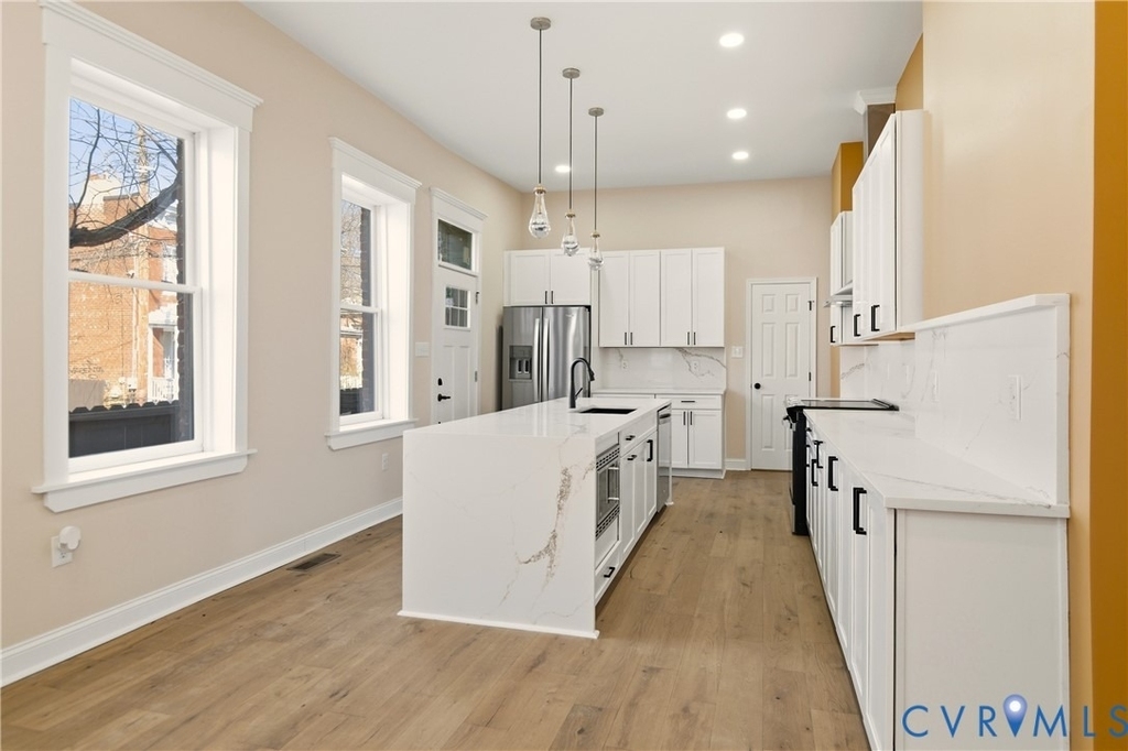 316 W Clay St - Photo 22