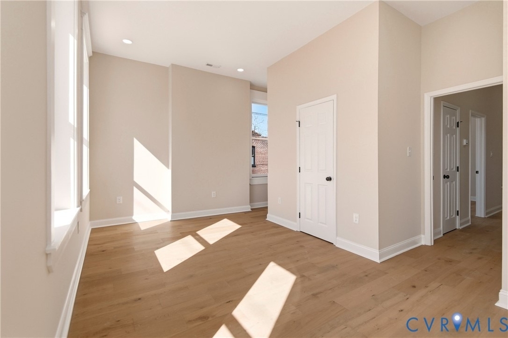 316 W Clay St - Photo 38
