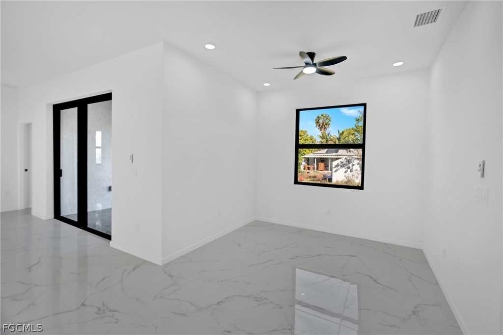5231 6th Street W - Photo 7