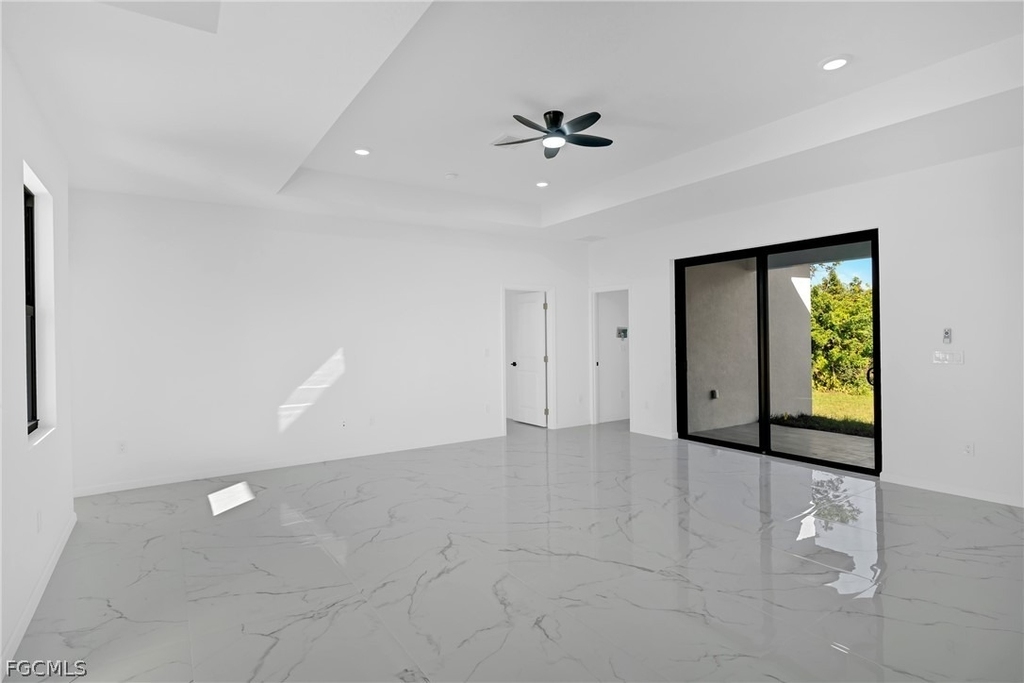 5231 6th Street W - Photo 8