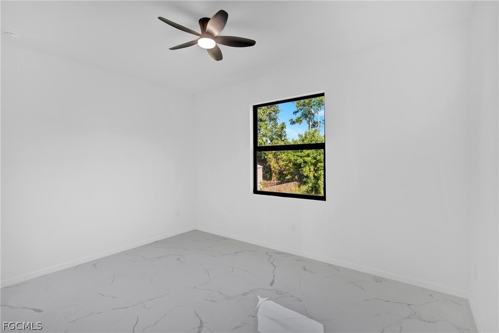 5231 6th Street W - Photo 16