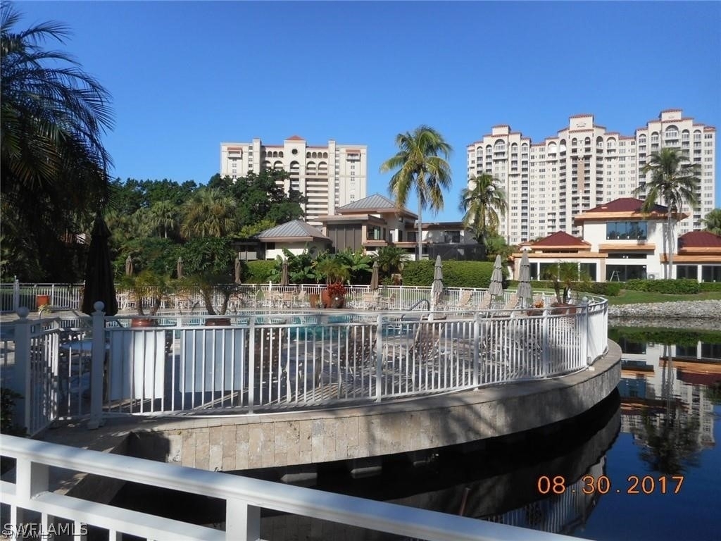 6770 Pelican Bay Boulevard - Photo 15