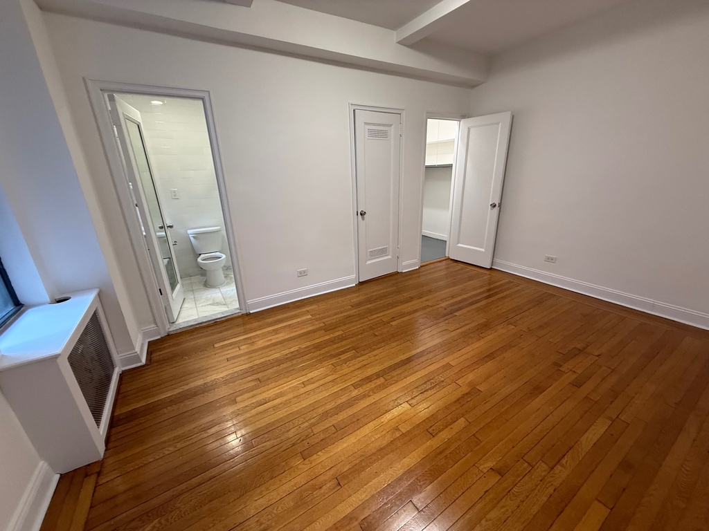 140 East 46th Street - Photo 3