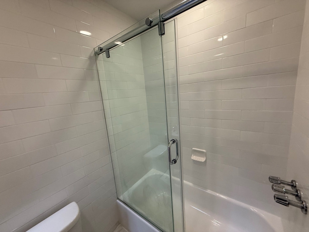 140 East 46th Street - Photo 7
