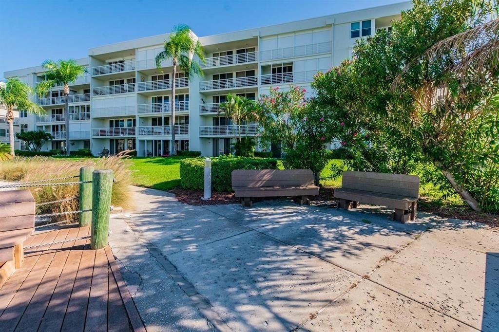 6081 Bahia Del Mar Circle - Photo 22