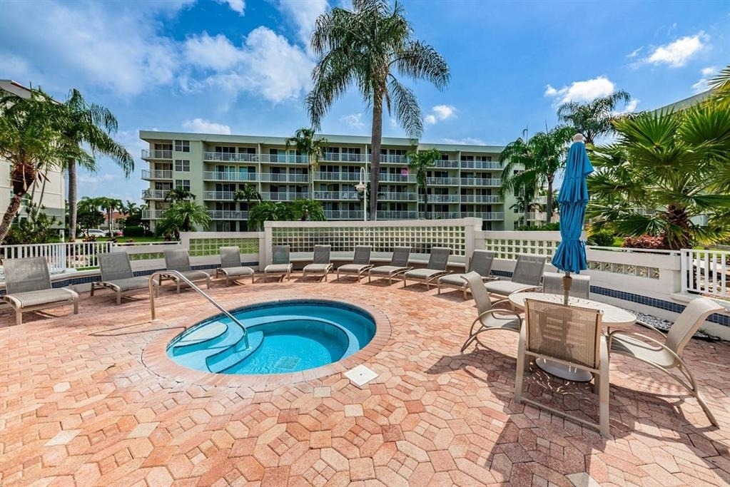 6081 Bahia Del Mar Circle - Photo 18