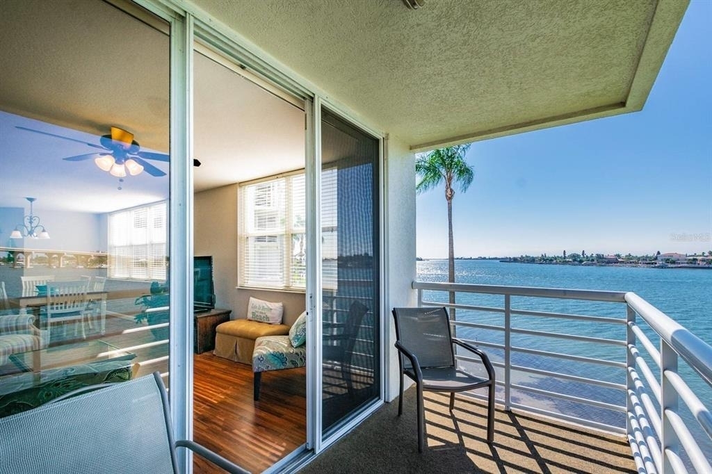 6081 Bahia Del Mar Circle - Photo 2