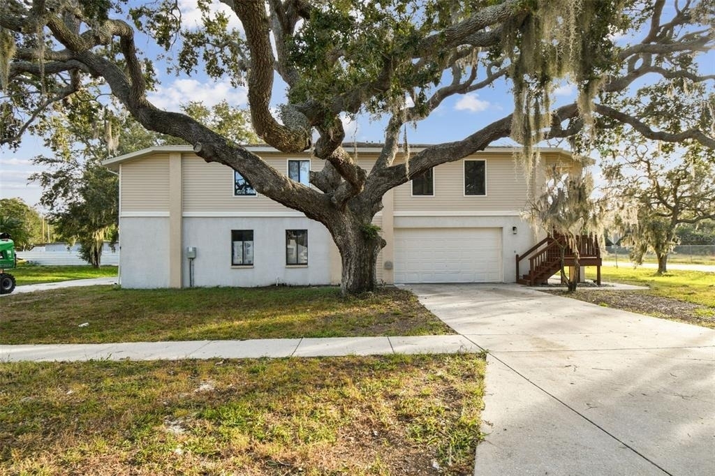 1734 Rumar Lane - Photo 2