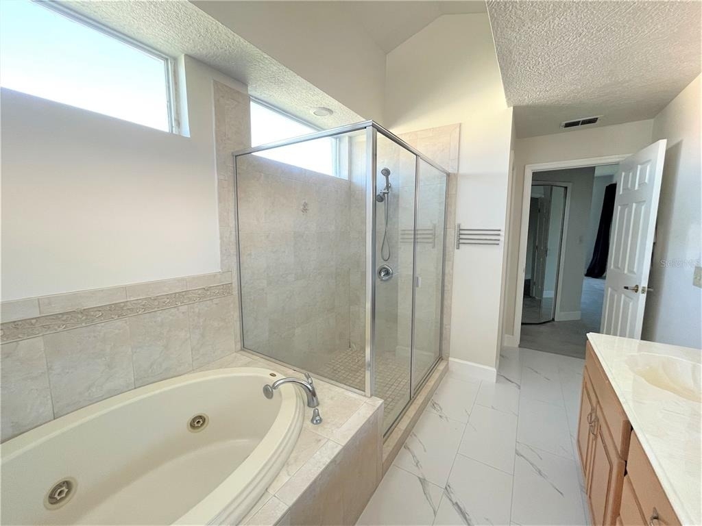 3913 Kiawa Drive - Photo 13