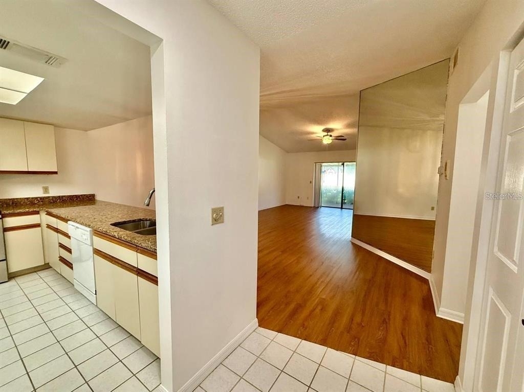 18308 Aintree Court - Photo 3