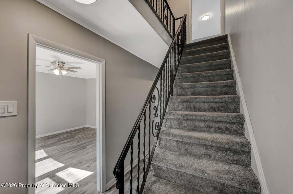 814 S Webster Avenue - Photo 24