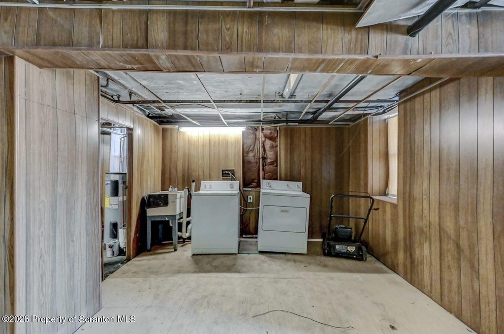 814 S Webster Avenue - Photo 52