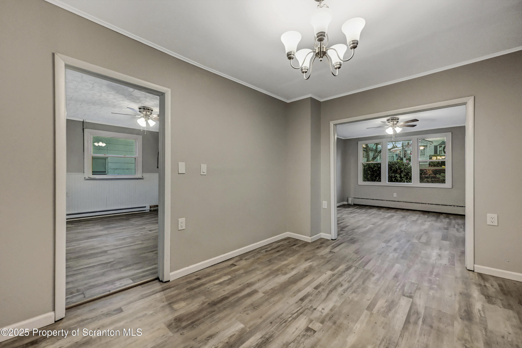 814 S Webster Avenue - Photo 10