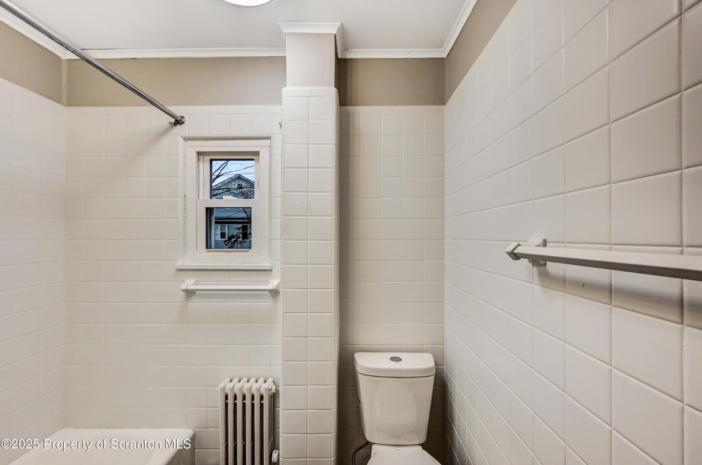 814 S Webster Avenue - Photo 18