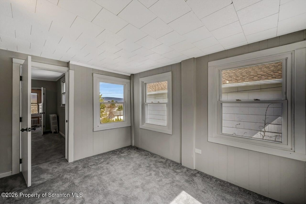 814 S Webster Avenue - Photo 40