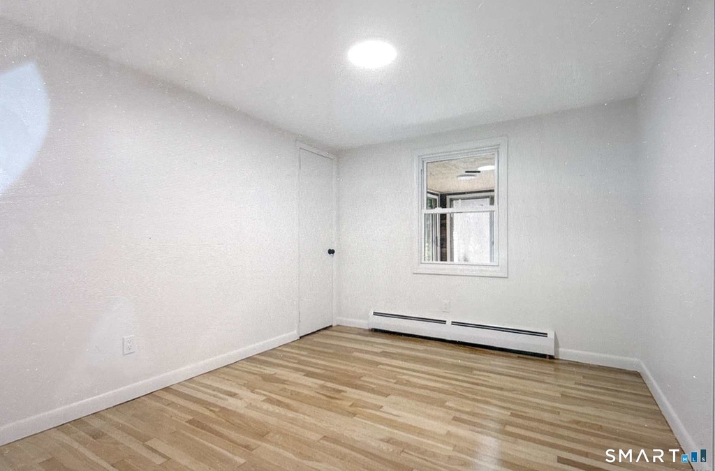 303 Bunker Hill Avenue - Photo 3