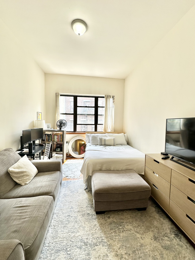 West 79th Street - Photo 1