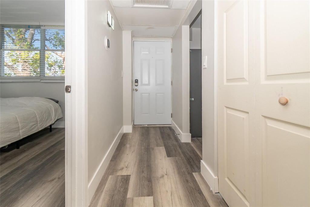 119 Royal Park Drive - Photo 4