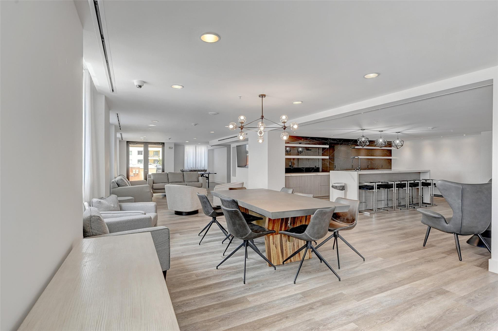 110 N Federal Highway - Photo 22