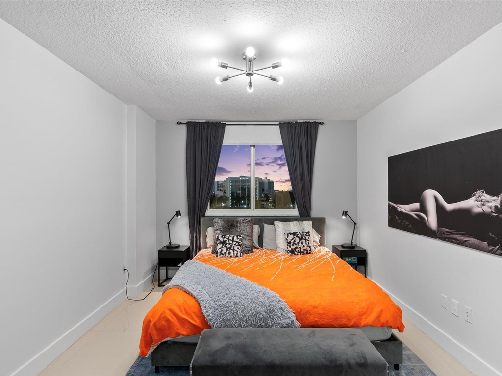 18800 Ne 29th Avenue - Photo 5