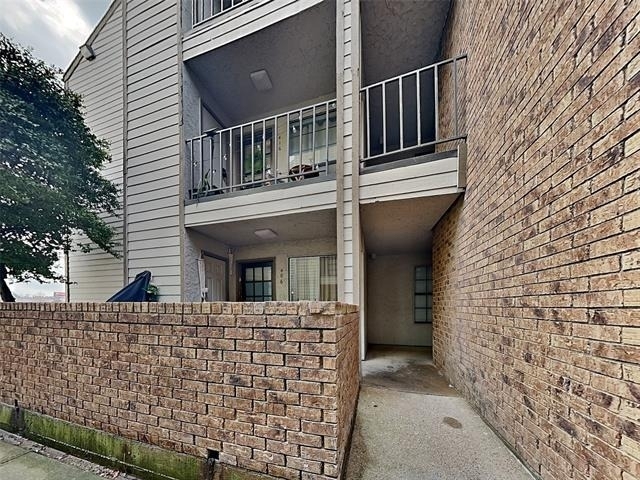 6108 Abrams Road - Photo 0