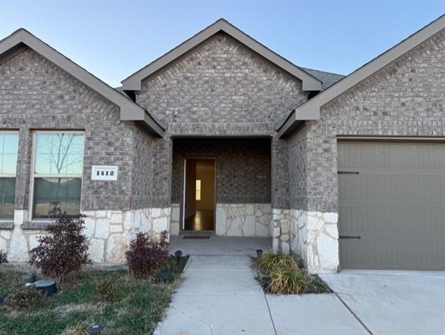 1412 Chestnut Cove Drive - Photo 1