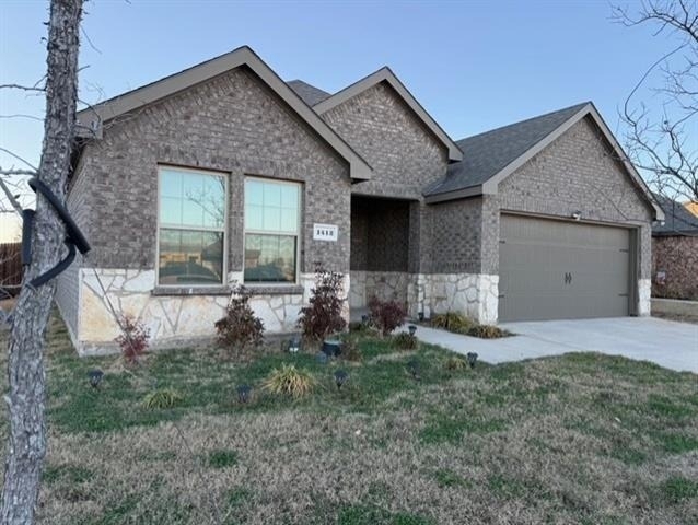 1412 Chestnut Cove Drive - Photo 2