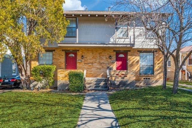 306 N Montreal Avenue - Photo 0