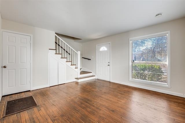 306 N Montreal Avenue - Photo 2