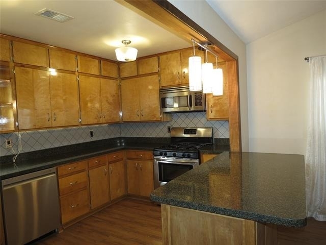 10505 Swallow Lane - Photo 7