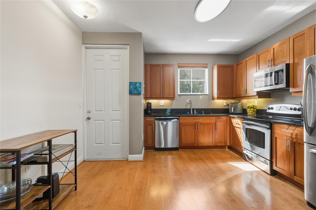 1336 Sw 3rd Court - Photo 2