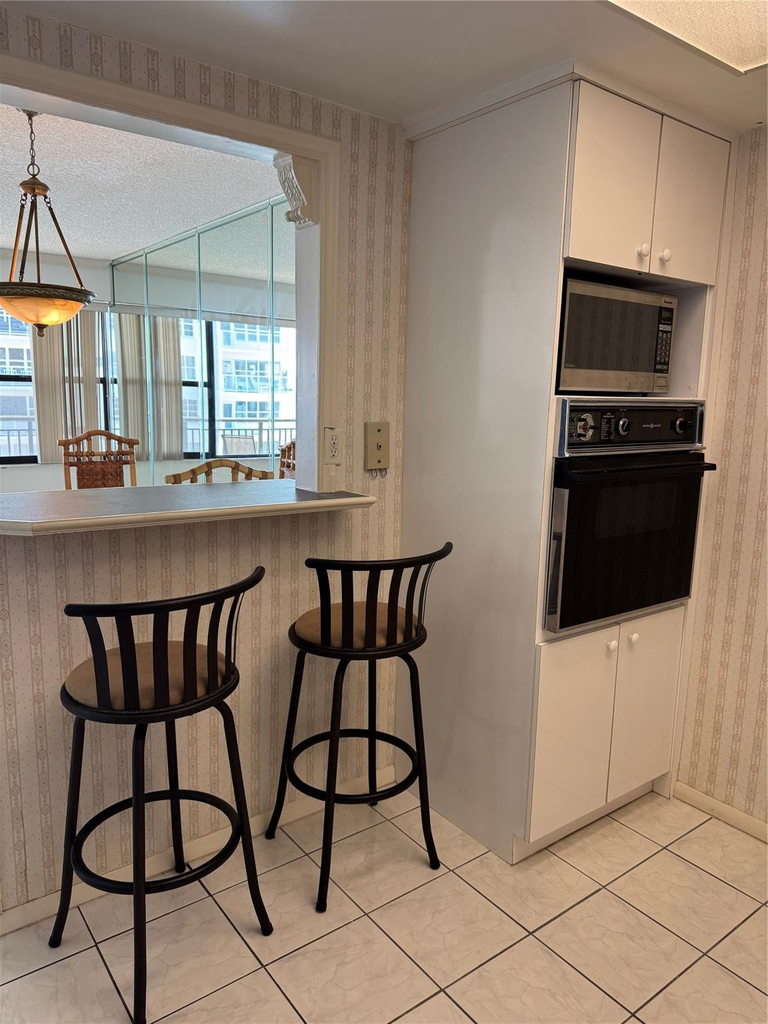 3800 N Galt Ocean Drive - Photo 11